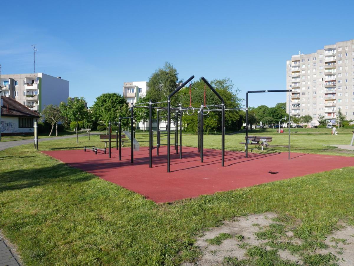 Apartament Waves & Sun Apartment Kolobrzeg Bagian luar foto